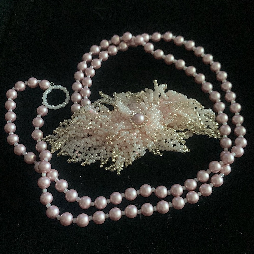 Pink Beaded Flower Choker